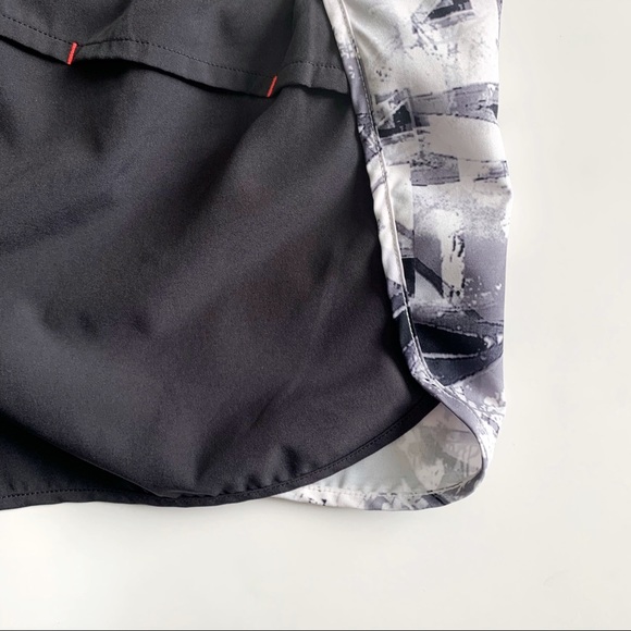 •MPG• Size M Shorts - Picture 9 of 11